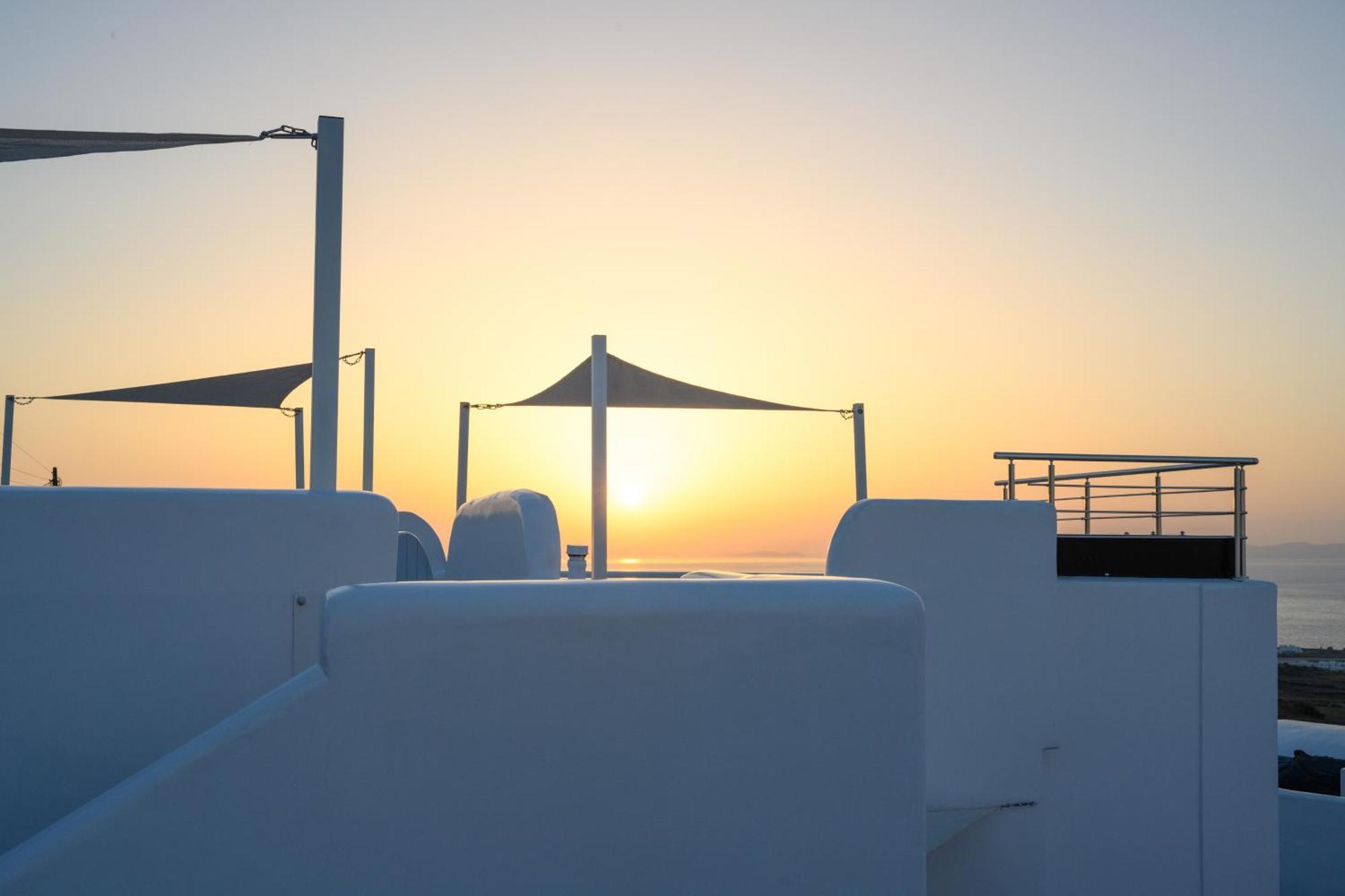 Sole D'Oro Luxury Suites Ia Exterior foto